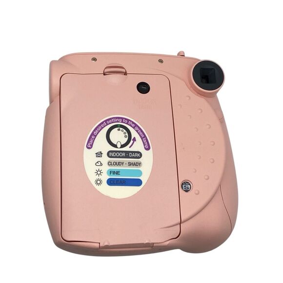 Fujifilm Instax Mini 7S Pink Camera - Picture 2 of 16